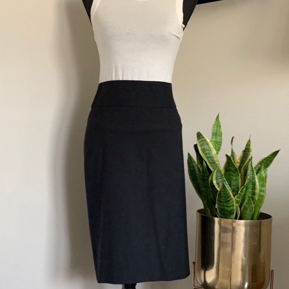 Zara pencil skirt size 6